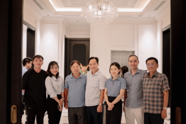 chu tich va bld img phuoc dong don tiep long trong pho tong lanh su han quoc va kocham