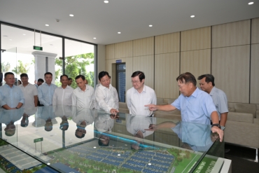 img phuoc dong welcomes former politburo member and former president of the socialist republic of vietnam truong tan sang for a working visit to phuoc dong port industrial park  tay ninh
