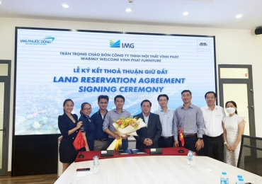 phuoc dong industrial park held the signing ceremony of land retention agreement   vinh phat furniture co  ltd
